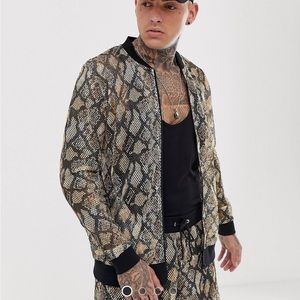 Mesh snake bomber